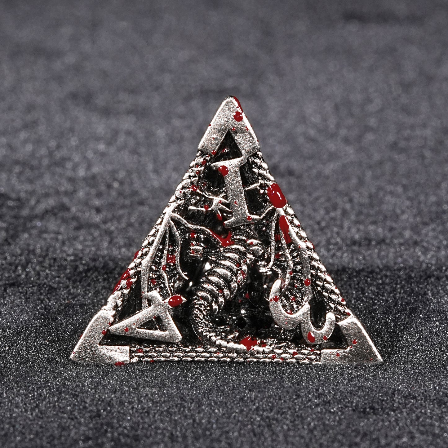 Cthulhu cutout blood metal dragon dice set