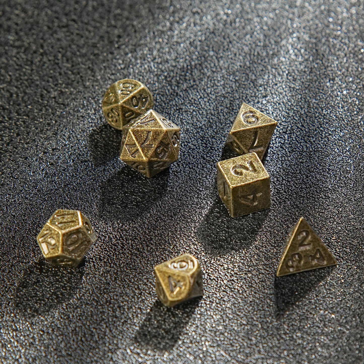 Jeu de dés Super Mini DND en métal solide, bronze antique