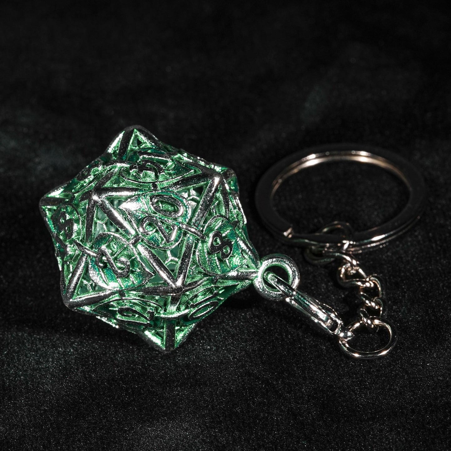 Green Leaf metal dice cage + dice