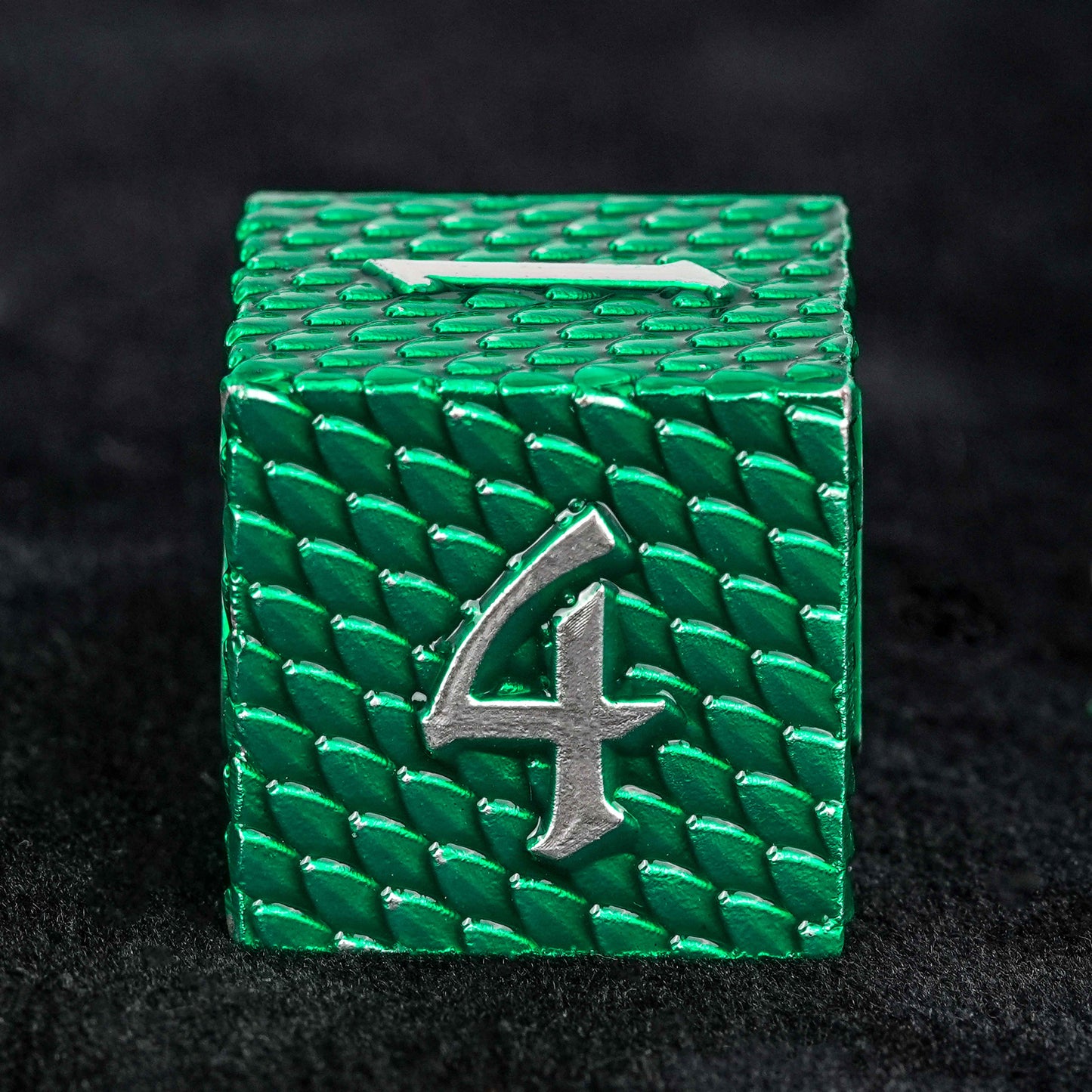 Dragon Pride dice set + green