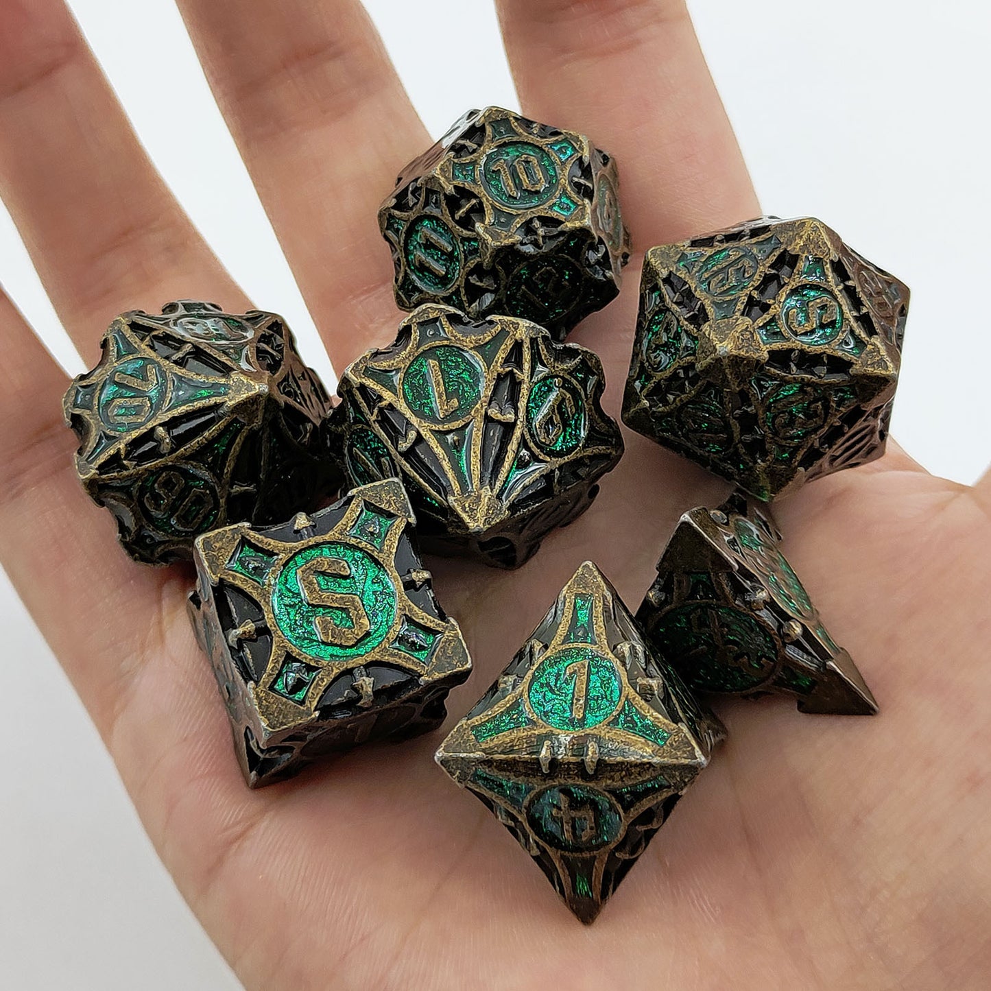 Metal Solid Arrow Dice Set, Many Colors