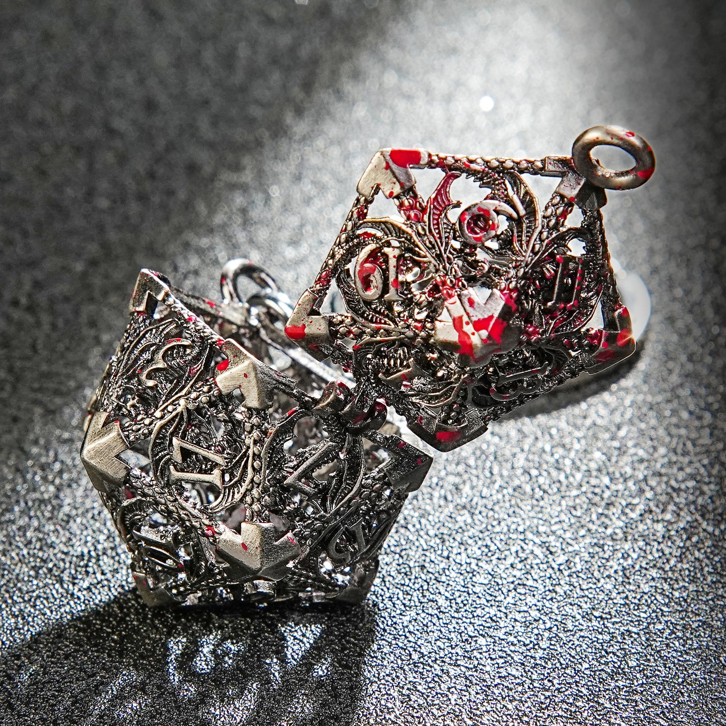 Metal Solid Super Mini Dice Set Bloodstain Case