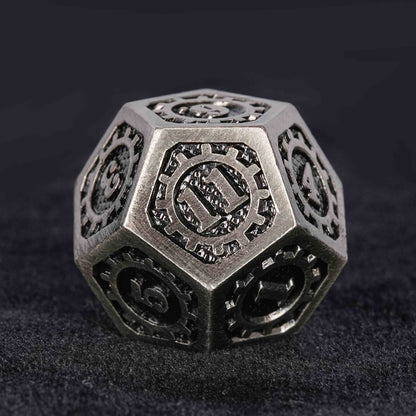 Metal Baldur's Gate dice set