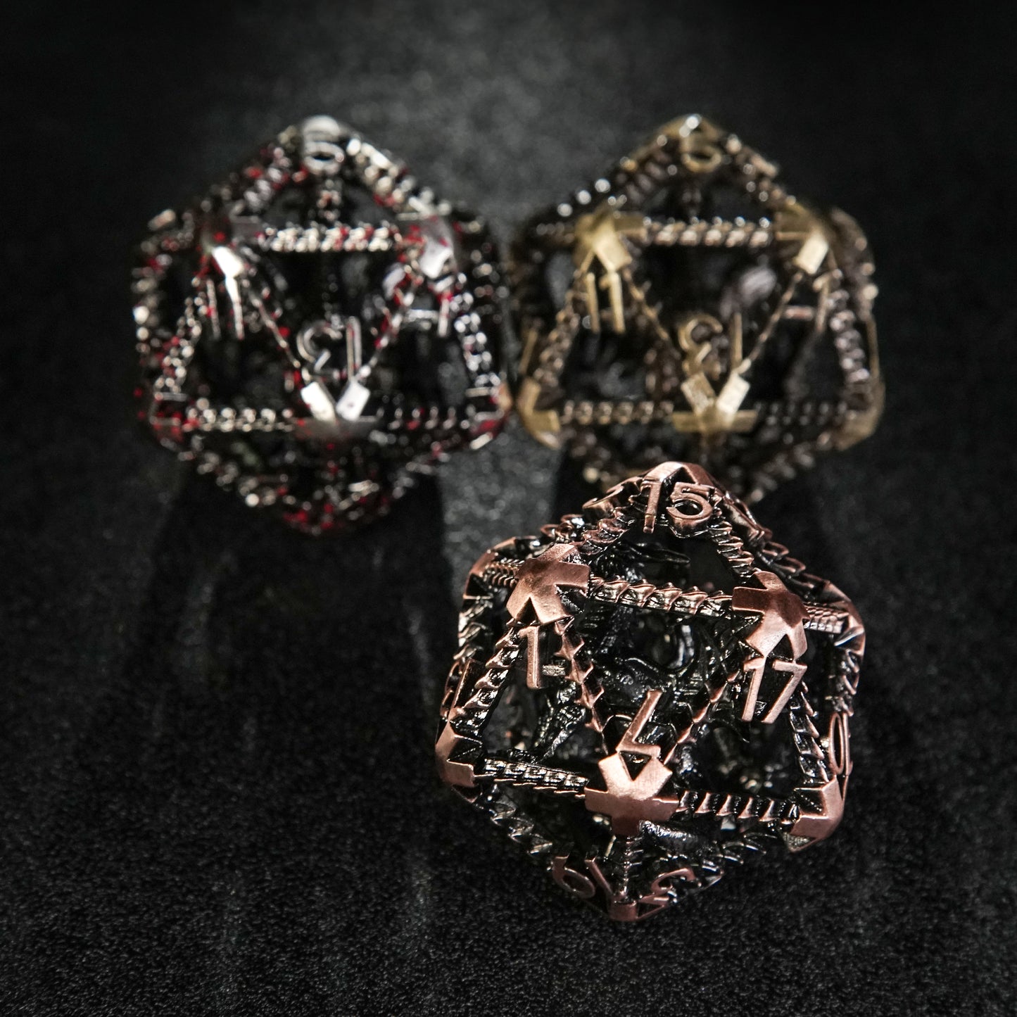 40mm metal hollow dragon dice