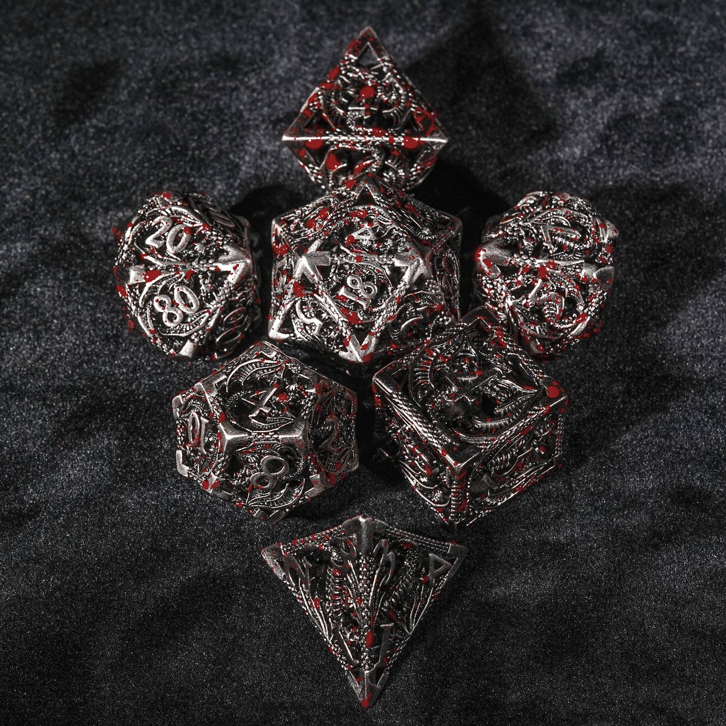 Cthulhu cutout blood metal dragon dice set