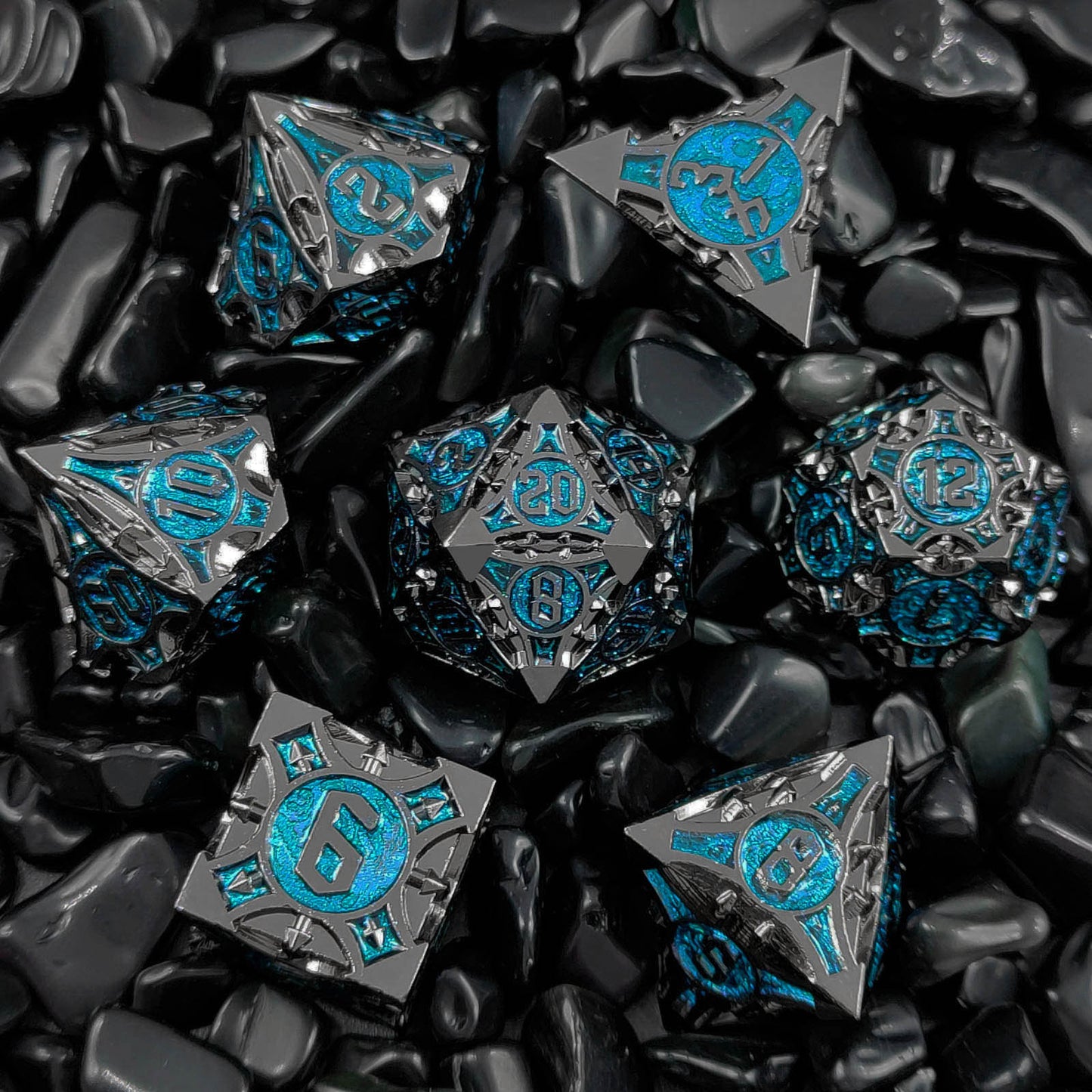 Metal Solid Arrow Dice Set, Many Colors