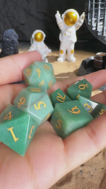 Green Gemstone+Golden Numbers D&D Dice Set